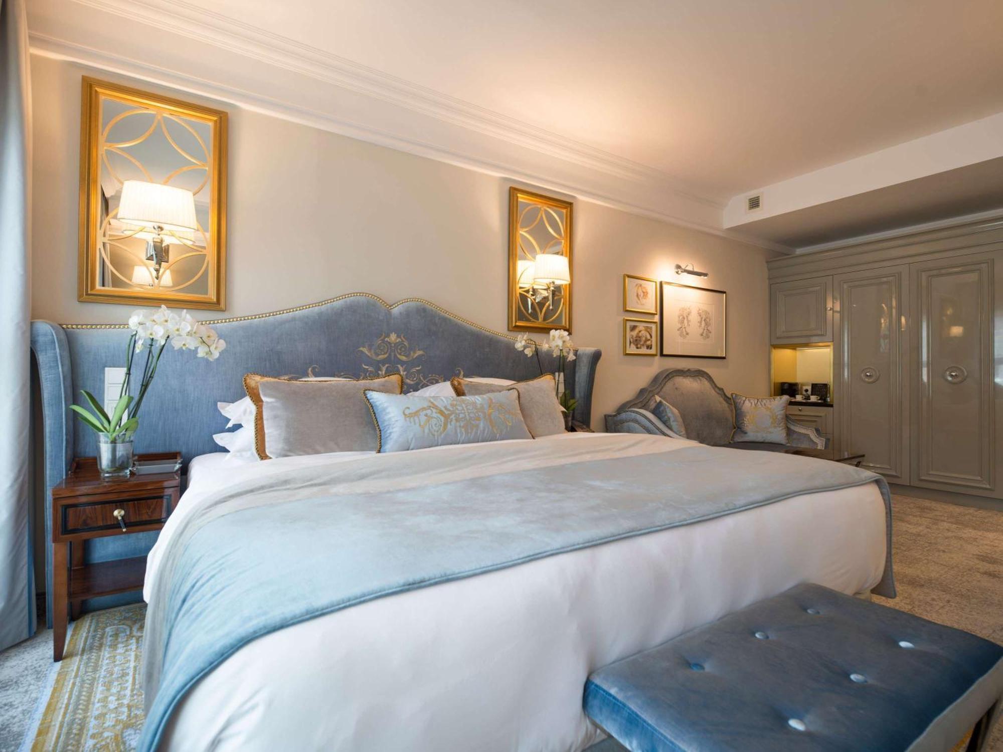 Bachleda Luxury Hotel Krakow Mgallery Hotel Collection Extérieur photo A bedroom at the hotel
